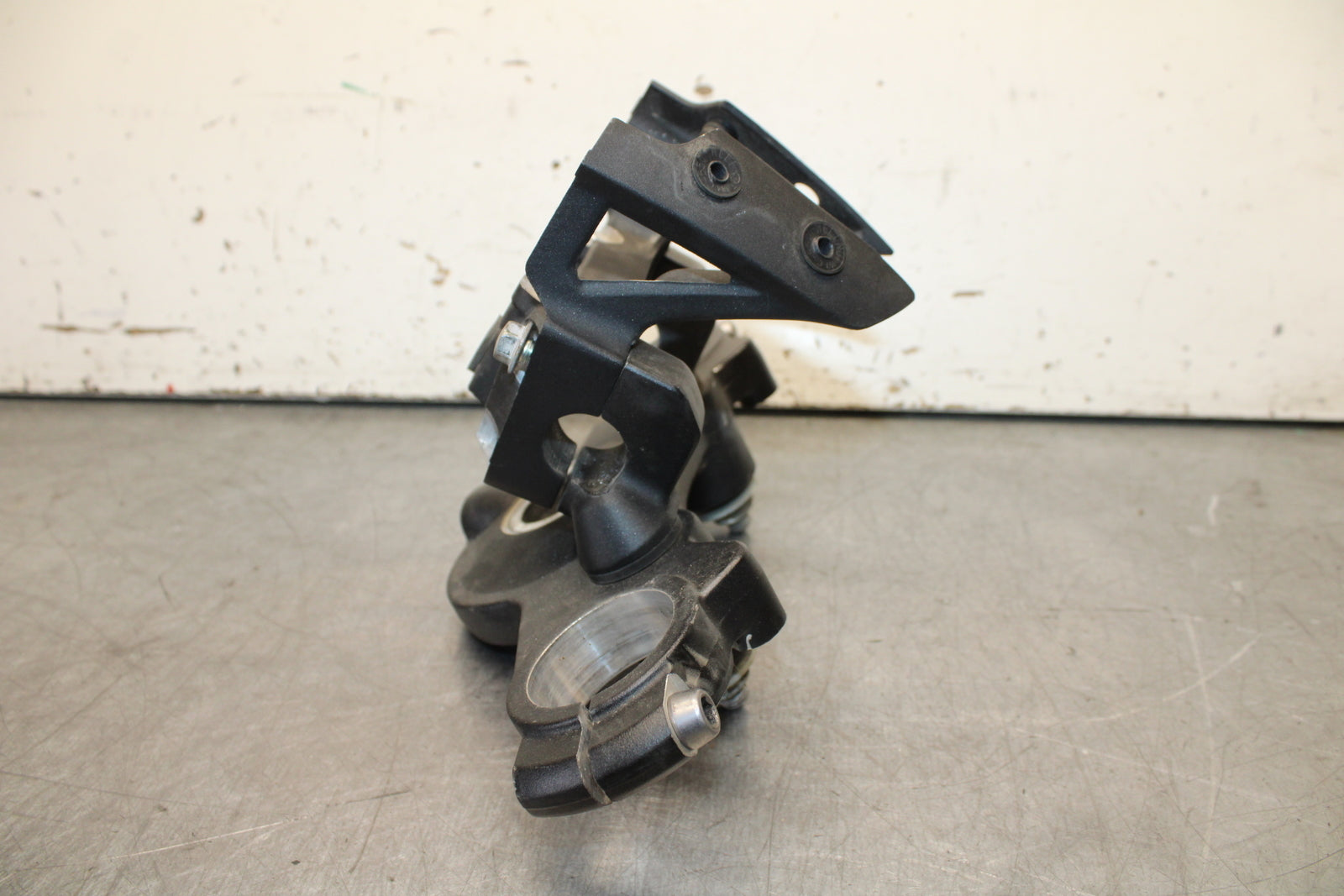 12-17 KAWASAKI ER-6N Z650 FORKS UPPER TRIPLE TREE CLAMP BB709