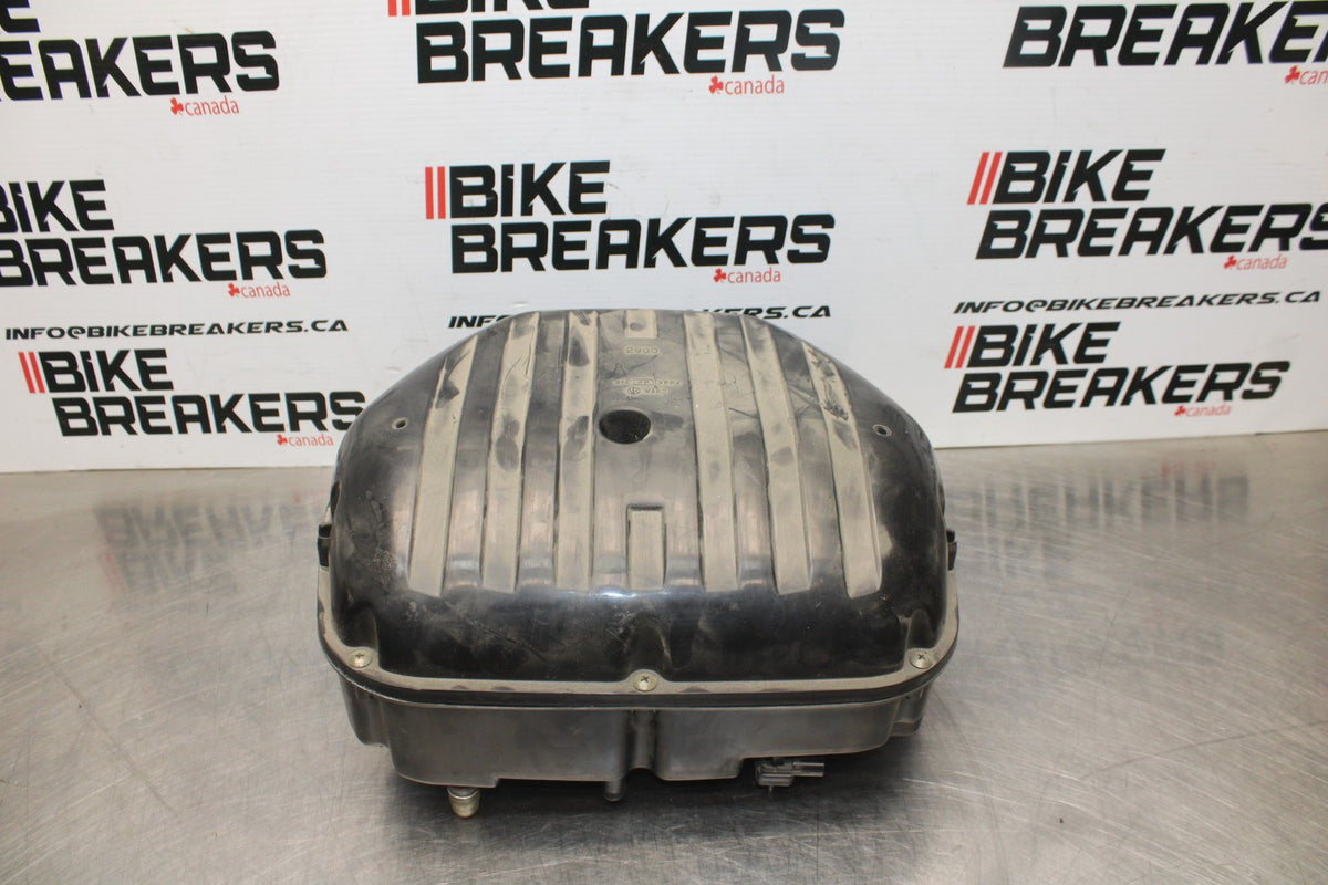 04-05 SUZUKI GSXR600 AIRBOX AIR INTAKE FILTER BOX BB792