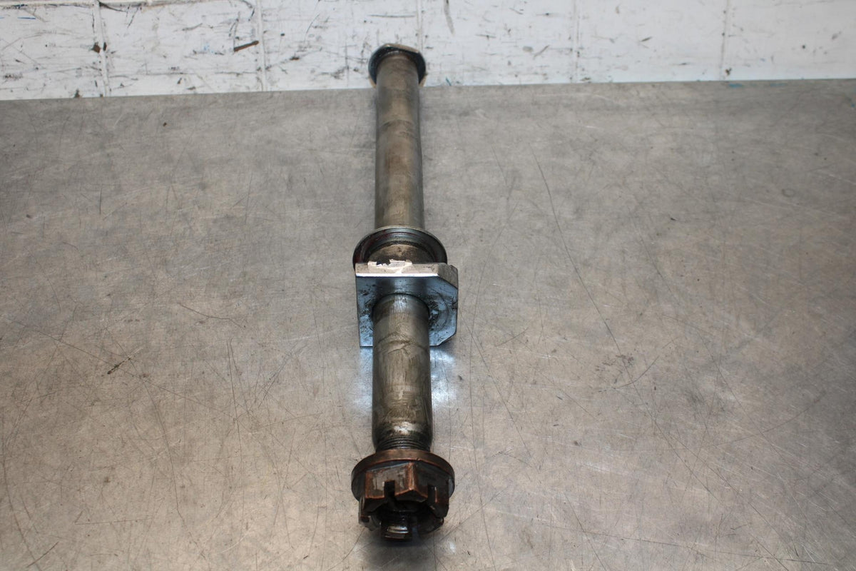 2001 Suzuki GSXR750 REAR AXLE BACK WHEEL RIM PIVOT BOLT AXEL 64711-33E10 BB553
