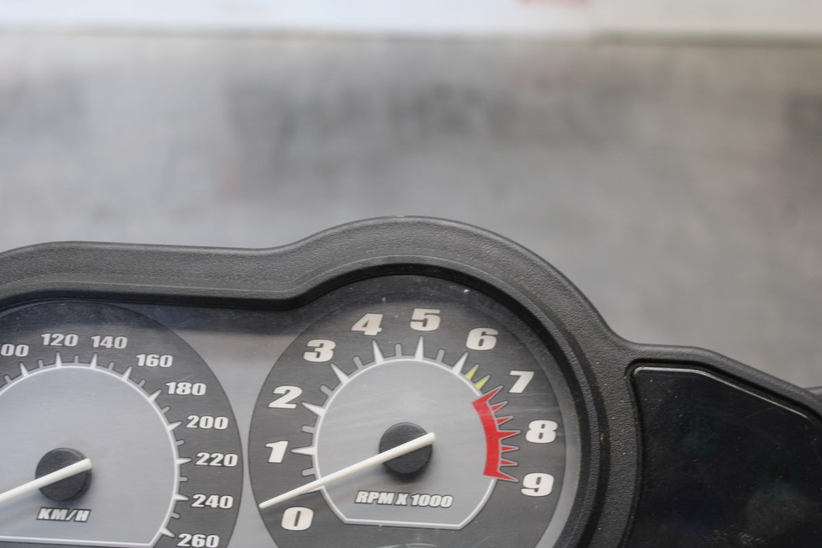 04 BUELL FIREBOLT XB12R SPEEDO TACH GAUGES DISPLAY CLUSTER SPEEDOMETER BB903
