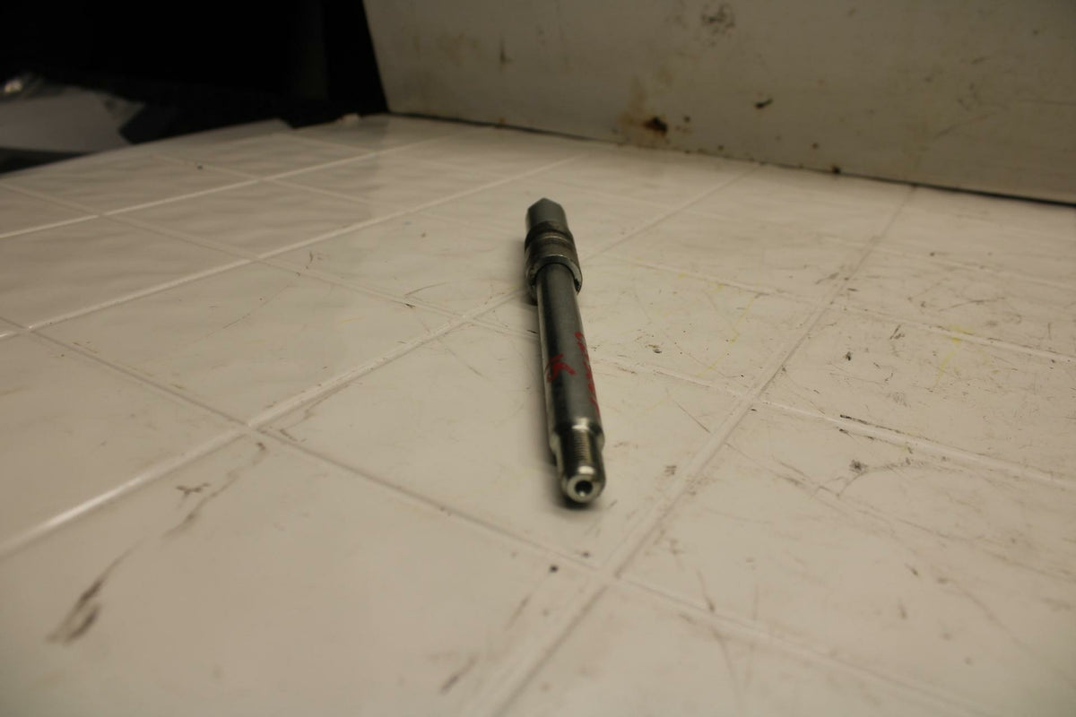 15-16 HONDA CB300F FRONT WHEEL RIM AXLE PIVOT BOLT BB05
