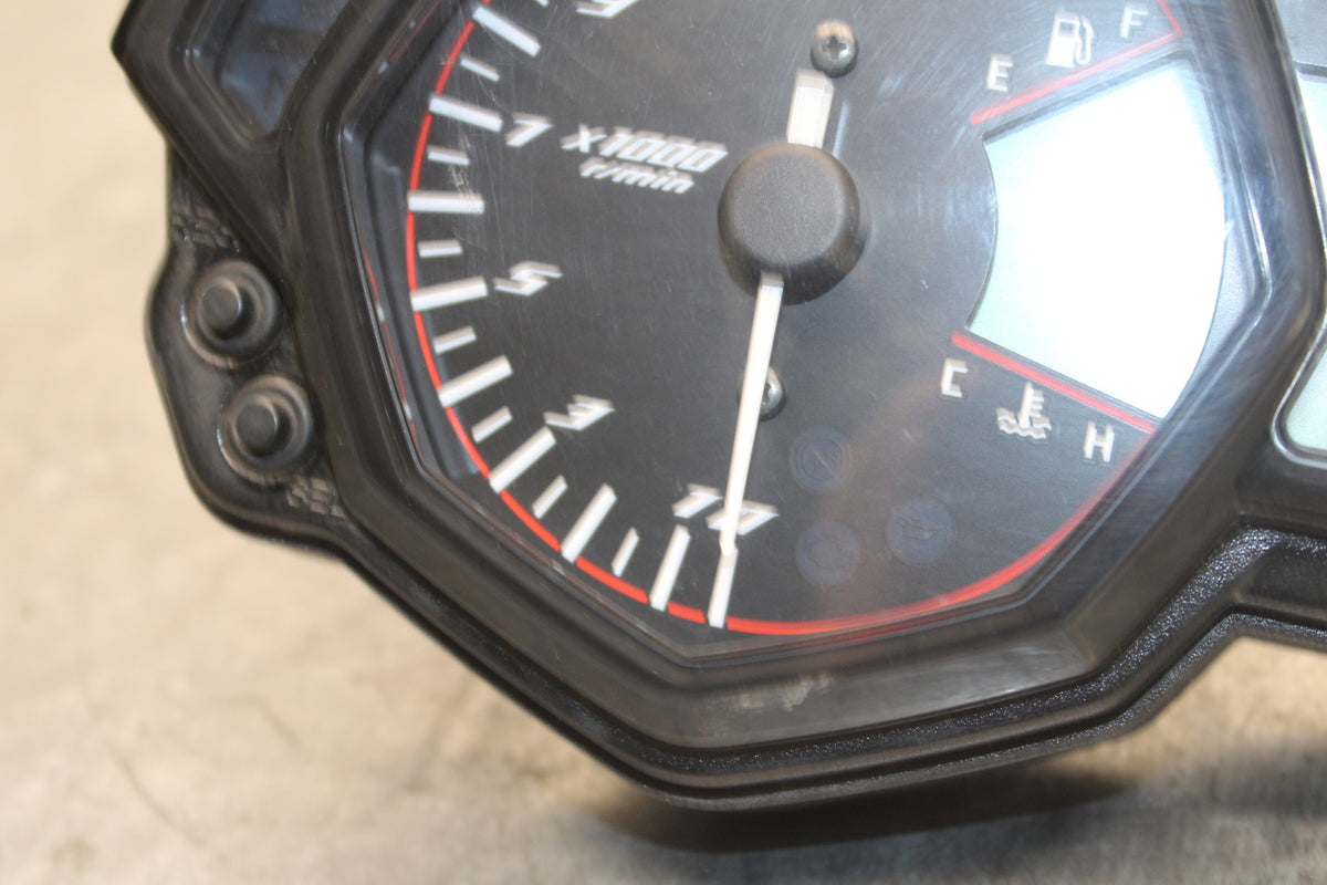 15-17 YAMAHA YZF R3 SPEEDO TACH GAUGES CLUSTER SPEEDOMETER TACHOMETER  BB111
