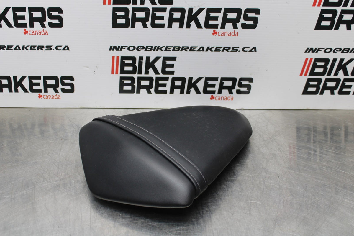 13-17 KAWASAKI NINJA 300 EX300 ABS REAR BACK PASSENGER SEAT PAD SADDLE BB187