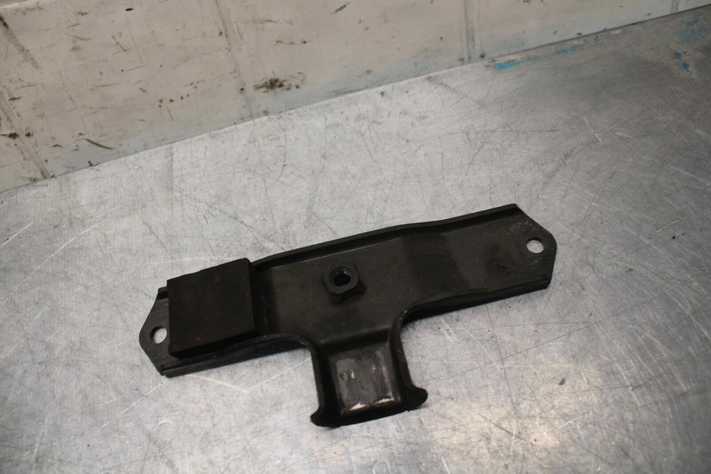 2003 Kawasaki Z1000 GAS TANK FUEL CELL PETROL RESERVOIR BRACKET MOUNT BB35