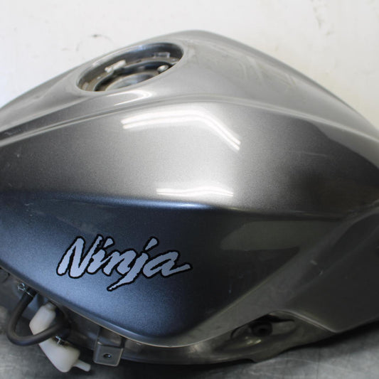 15-16 KAWASAKI EX300 GAS TANK FUEL CELL PETROL RESERVOIR BB635