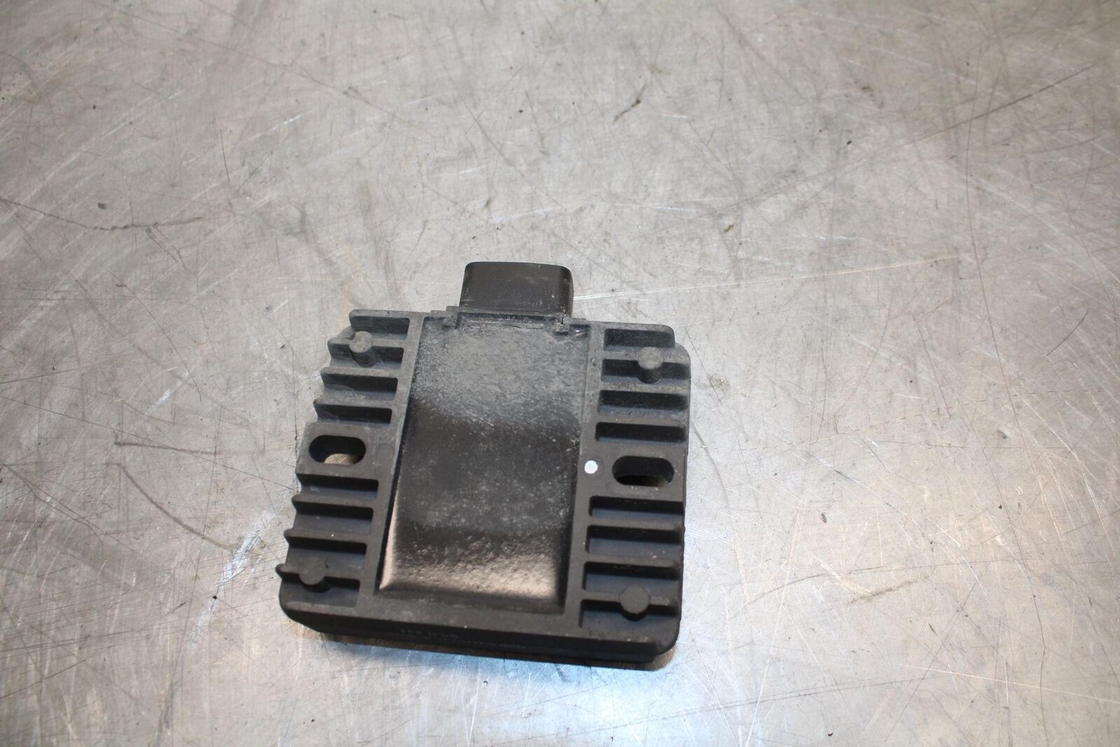 11-14 KAWASAKI VERSYS 650 LE 650C RECTIFIER VOLTAGE REGULATOR BB498