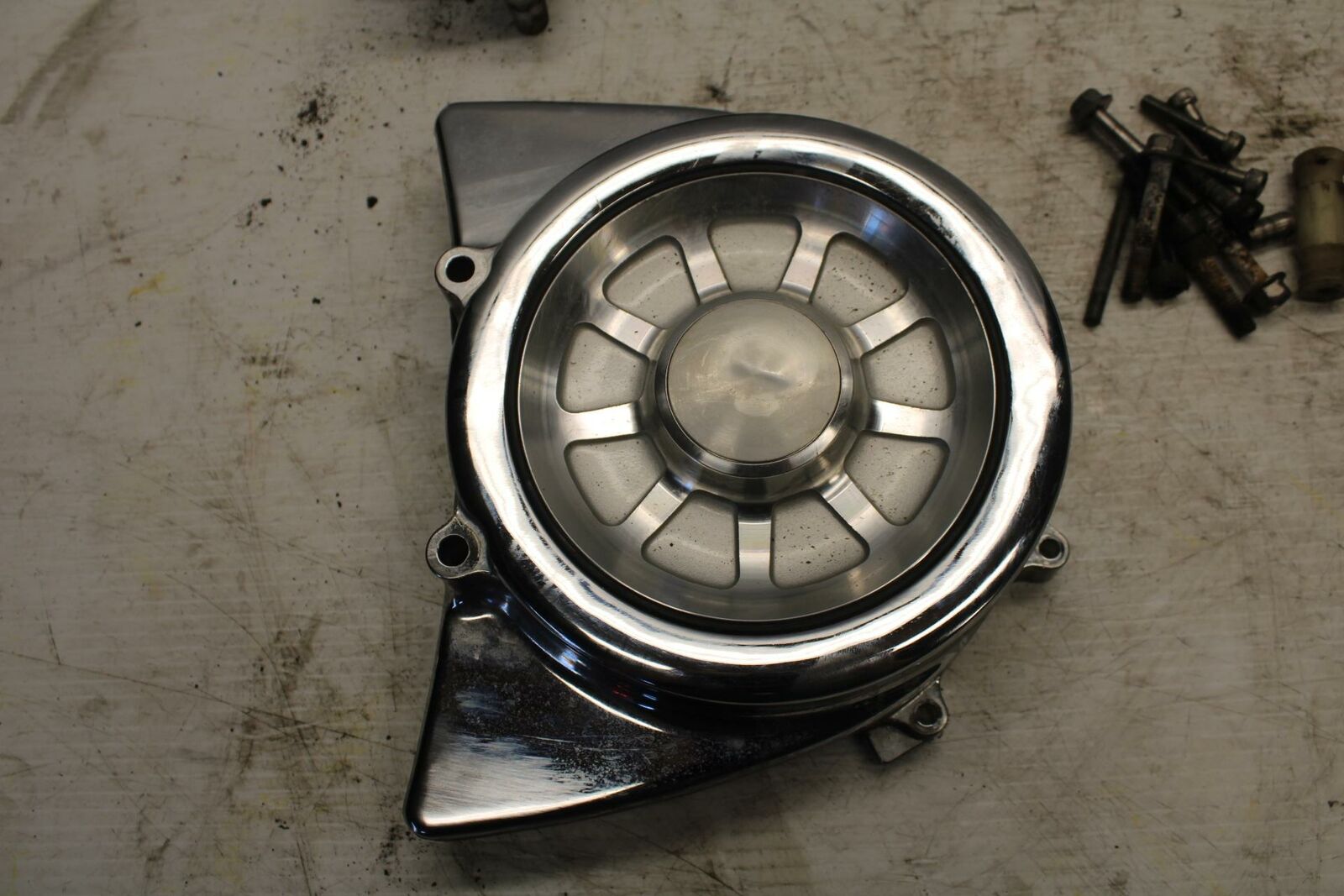 03-04 YAMAHA ROAD STAR 1600 ENGINE SPROCKET COVER BB279