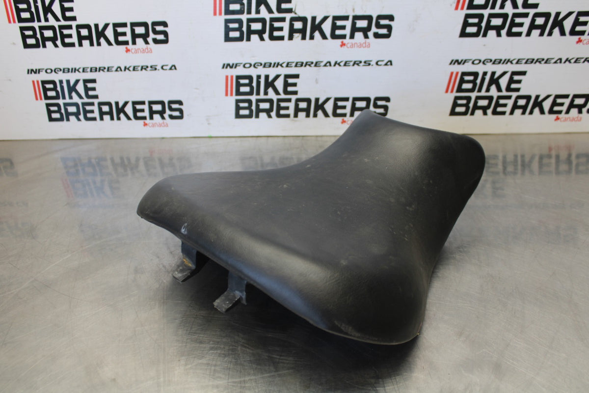 24-25 KAWASAKI ELIMINATOR 450 FRONT DRIVERS SEAT BB869