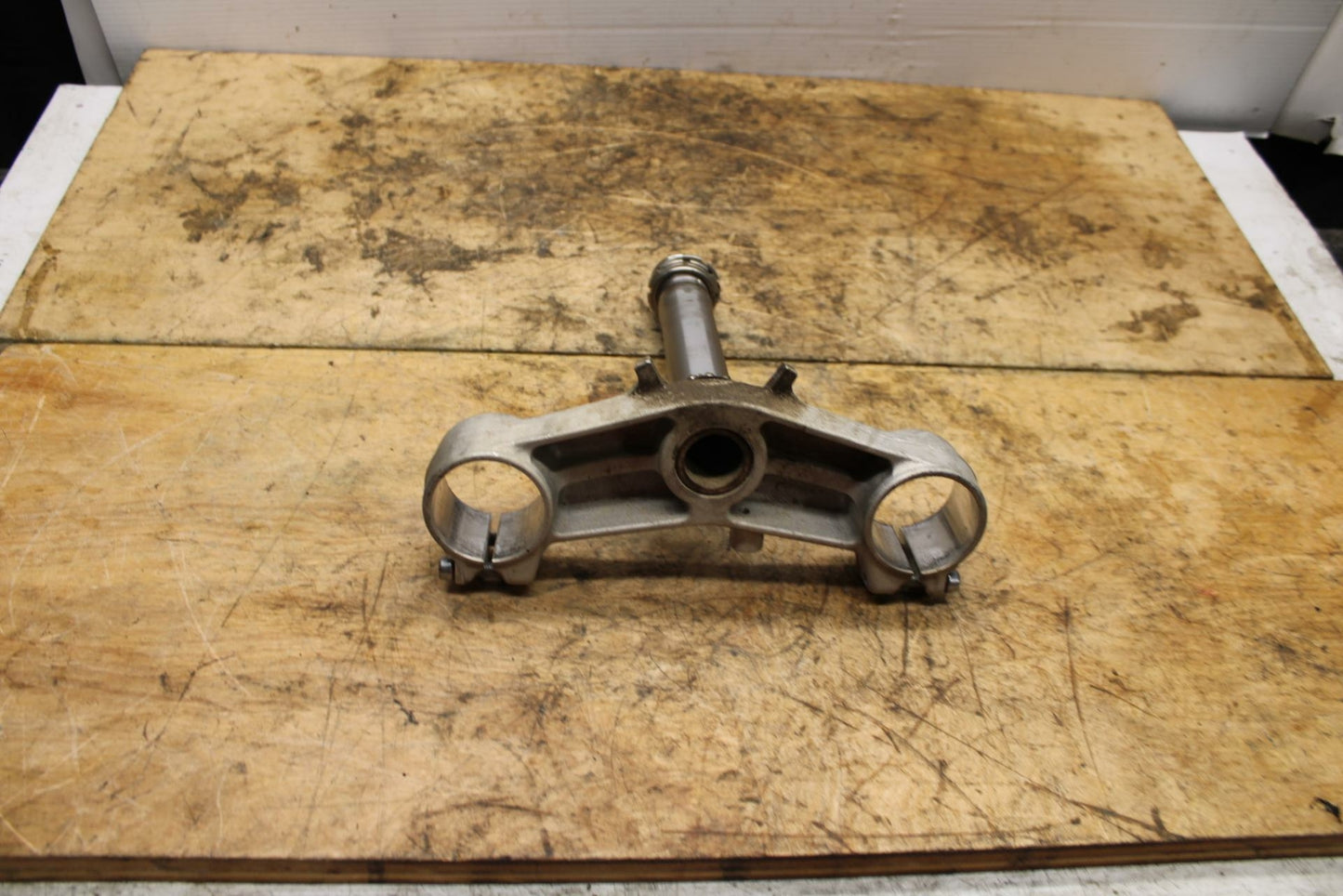 13-18 KAWASAKI NINJA ZX6R FRONT FORKS CLAMP LOWER TRIPLE TREE STEM BB349