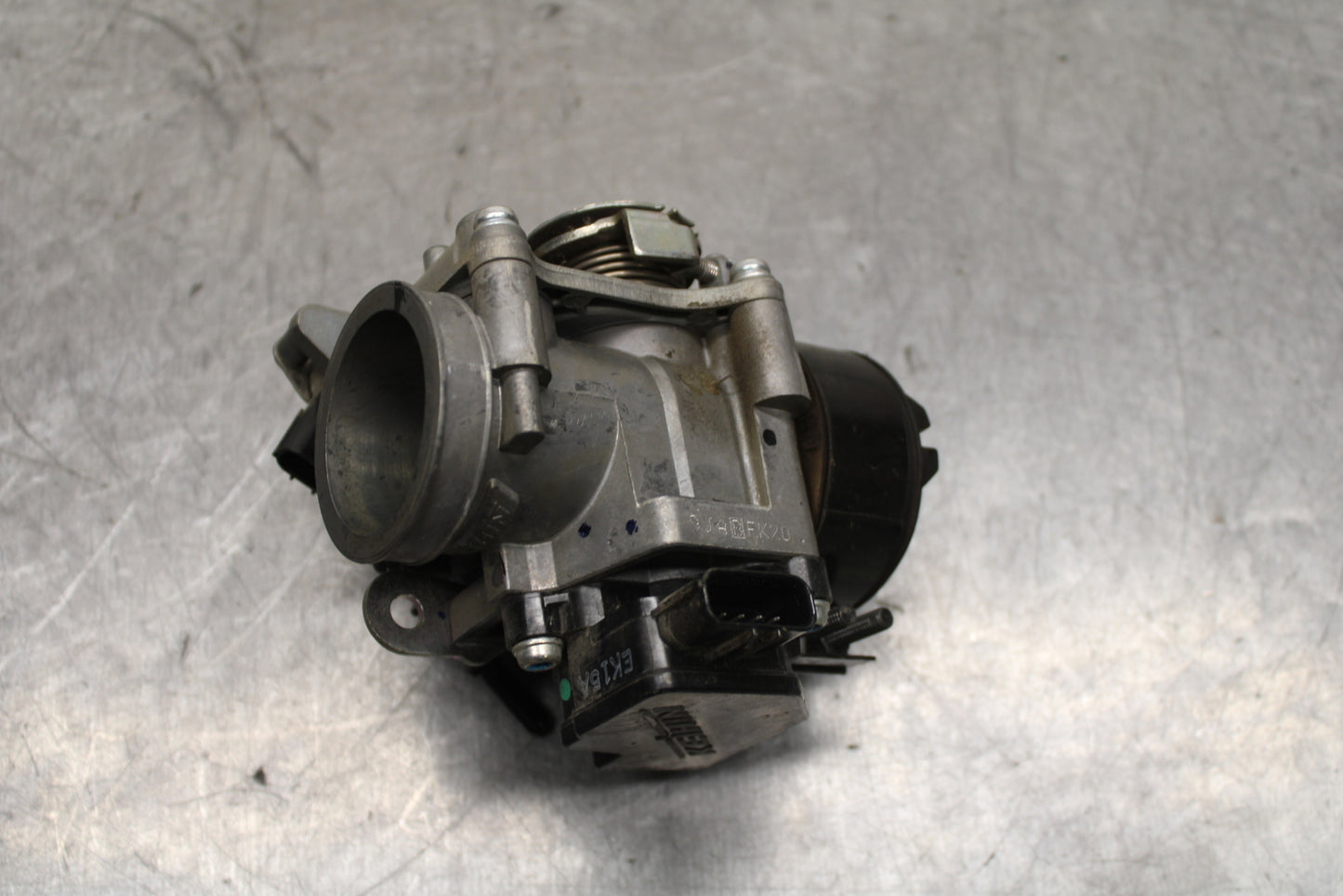 15-16 HONDA CB300F MAIN FUEL INJECTORS / THROTTLE BODIES BB740