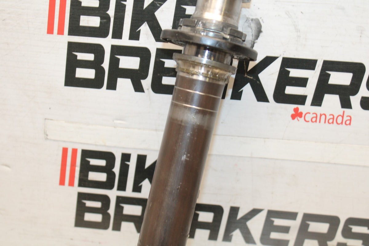 23 KAWASAKI Z900RS FRONT FORKS CLAMP LOWER TRIPLE TREE STEM BB935