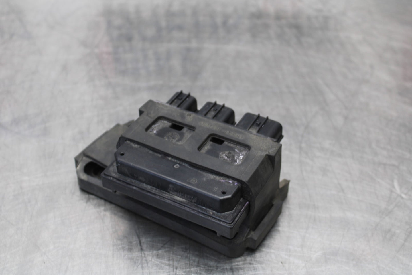 21-23 KAWASAKI NINJA ZX6R RELAY ASSEMBLY FUSE BOX BB179