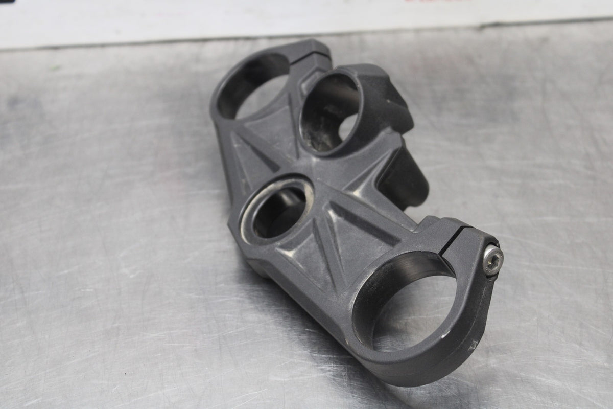 24-25 KAWASAKI NINJA ZX6R FORKS UPPER TRIPLE TREE CLAMP BB939