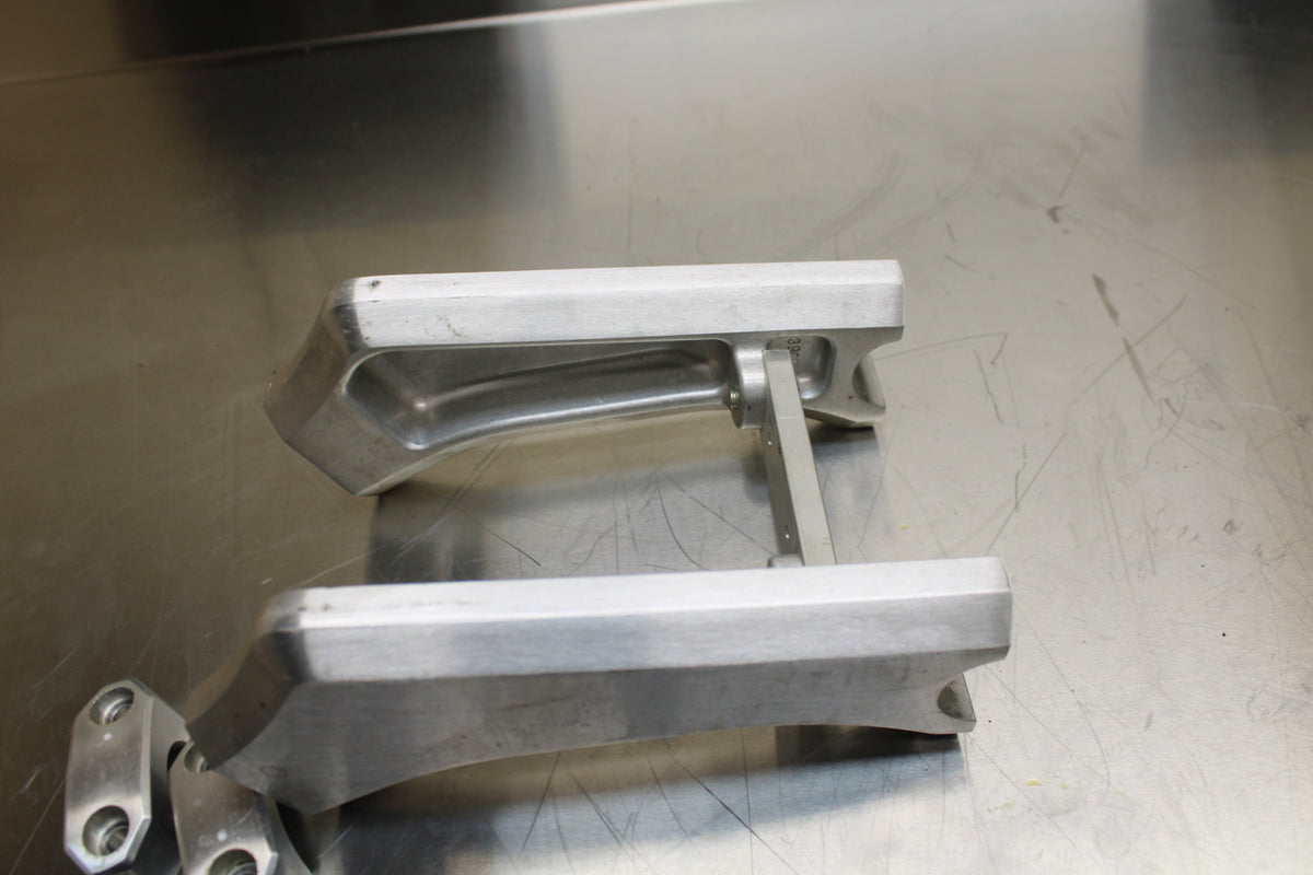 09-10 SUZUKI BOULEVARD M109R HANDLEBAR RISERS BB135