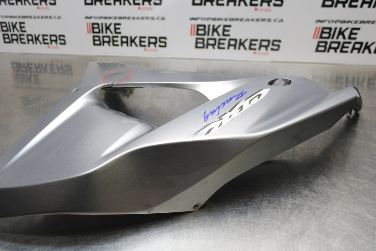 06-07 HONDA CBR1000RR LEFT MID UPPER SIDE FAIRING COWL PLASTIC BB166