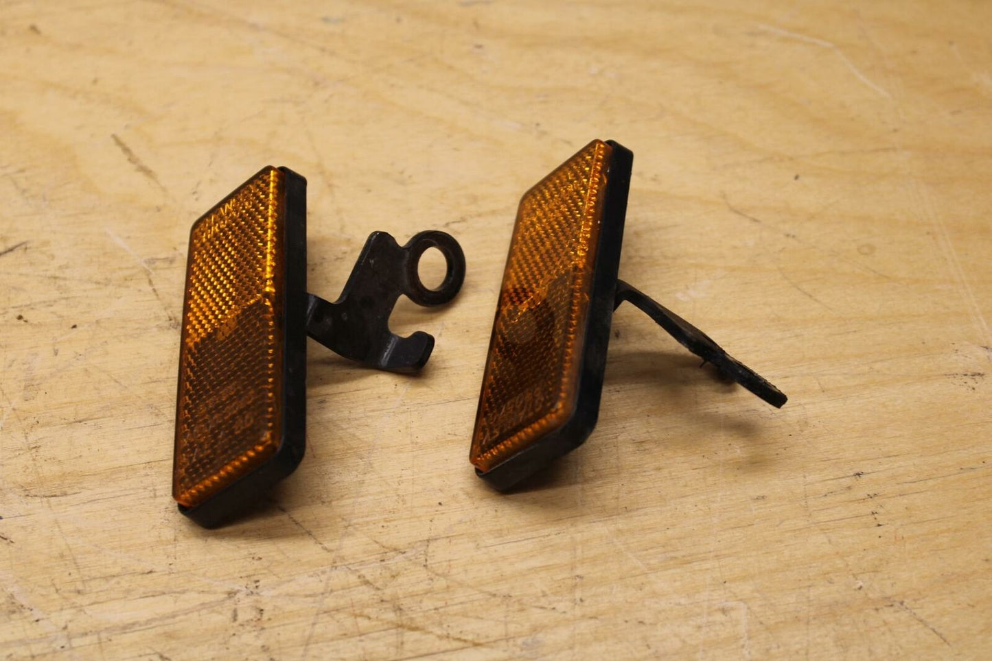 14-17 YAMAHA FZ09 FRONT REFLECTORS REFLECTOR SET PAIR BB321