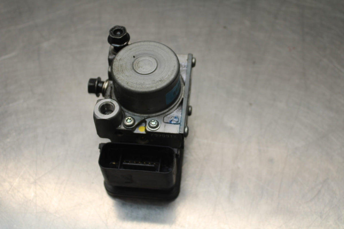 18 HONDA CB500F ABS PUMP UNIT MODULE BB861