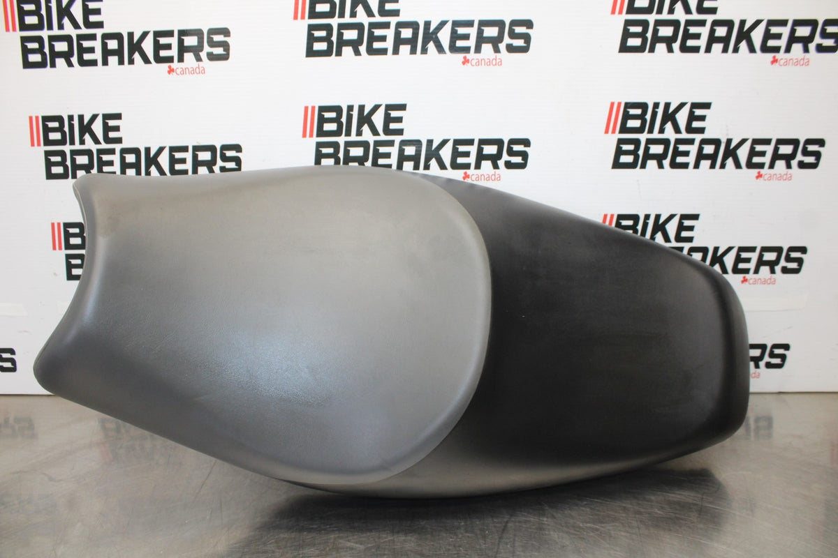 09 KAWASAKI CONCOURS 14 ZG1400B FRONT REAR SEAT SADDLE BB875