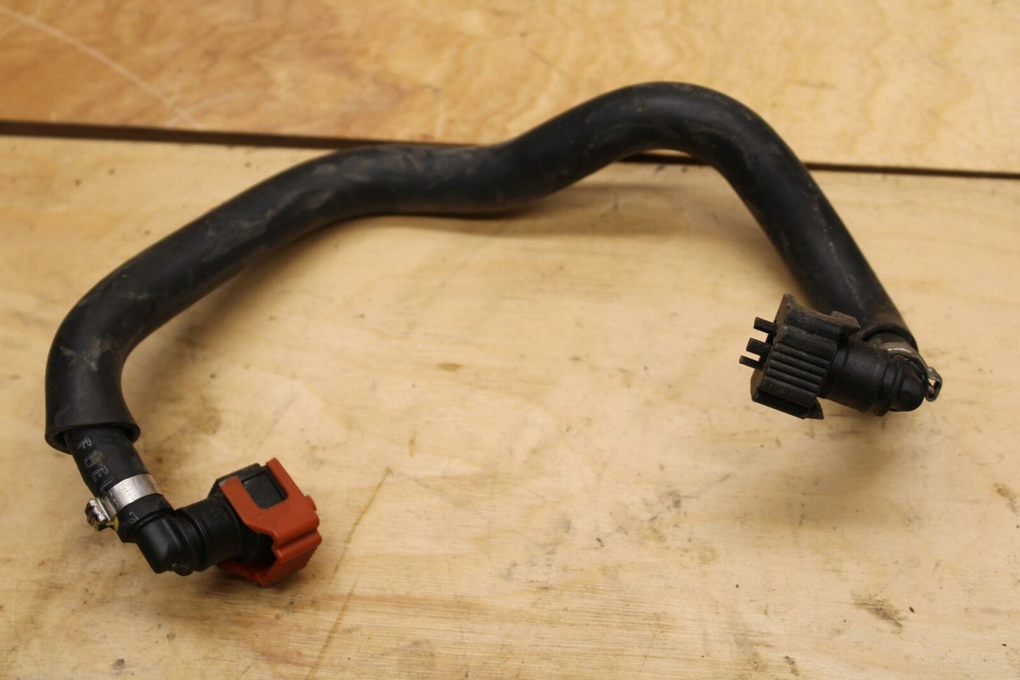 18-21 YAMAHA XSR700 FUEL HOSE GAS LINE TUBE PIPE BB323