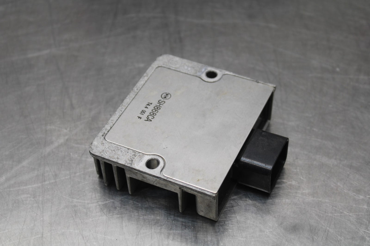 24 KAWASAKI NINJA 500 ABS RECTIFIER VOLTAGE REGULATOR BB818