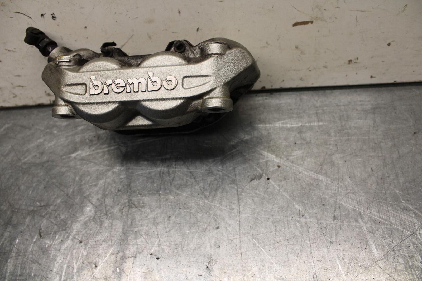 16-18 KTM 690 DUKE  FRONT BRAKE CALIPER BB631