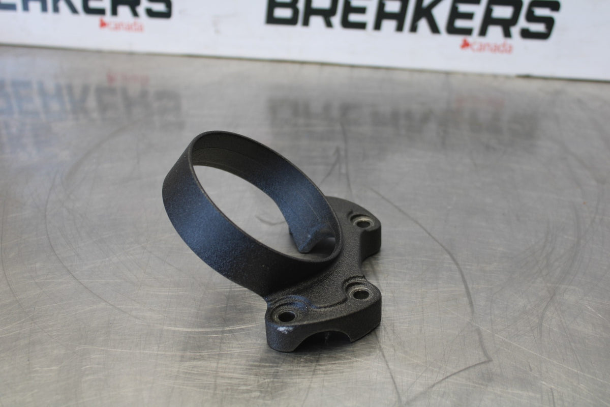 22 HARLEY-DAVIDSON SOFTAIL HANDLEBAR RISER CLAMP GAUGE HOLDER BB859