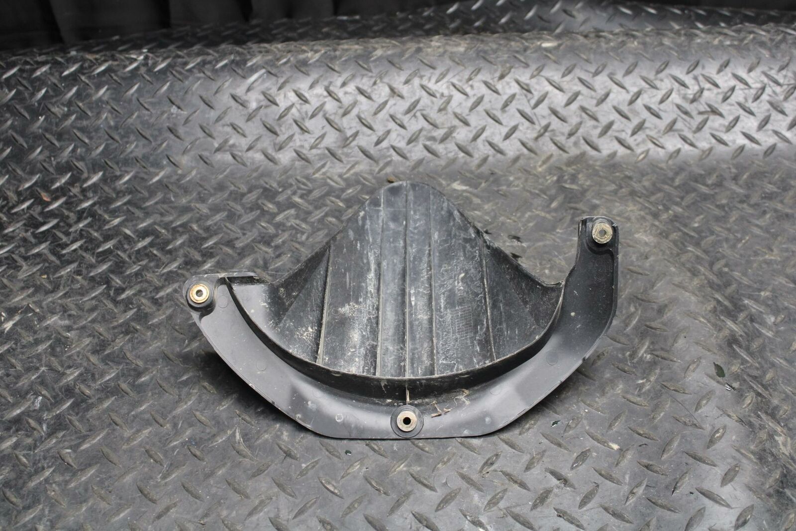 03-04 HONDA CBR600RR REAR BACK WHEEL TIRE HUGGER FENDER 80120-MEE-000 BB200
