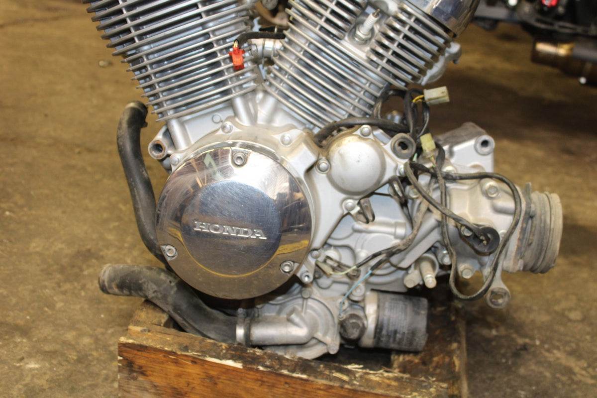09 HONDA SHADOW 750 VT750 C2 ENGINE MOTOR BB809