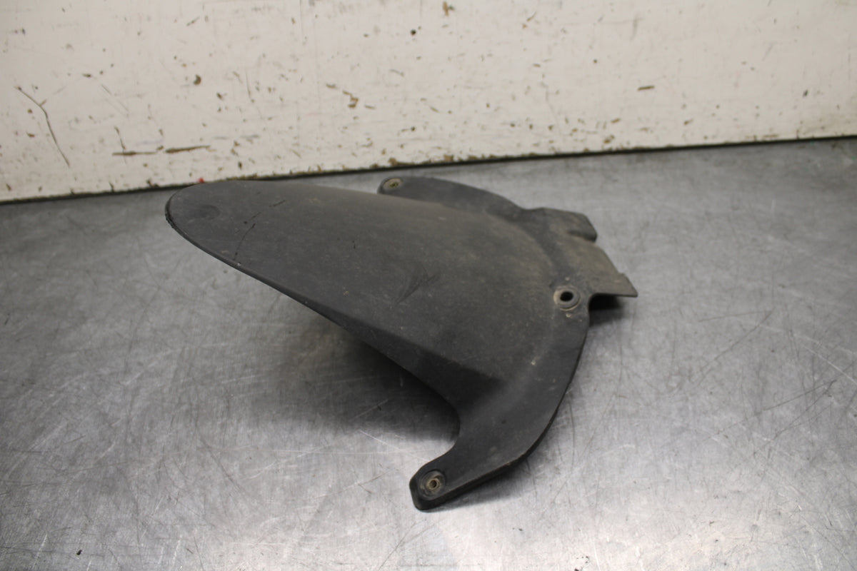05-06 HONDA CBR600RR REAR BACK WHEEL TIRE HUGGER FENDER BB727