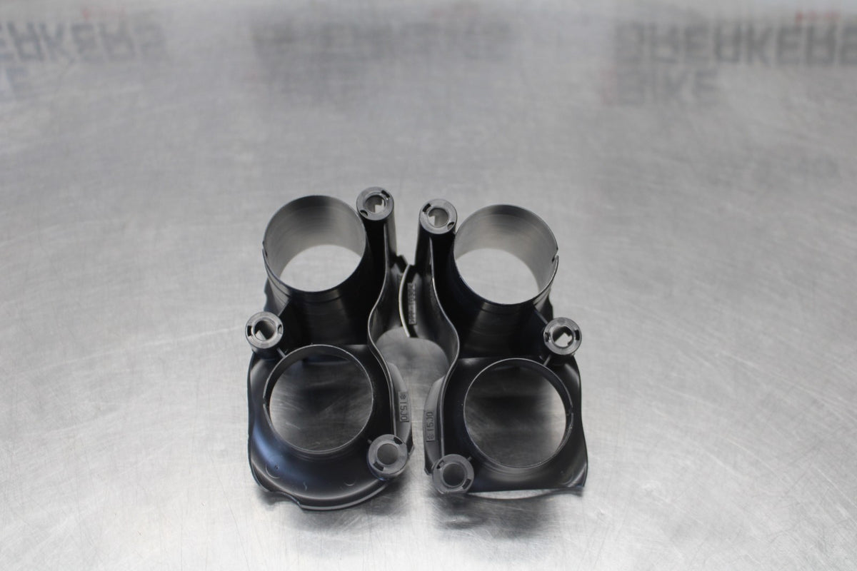 11-26 SUZUKI GSXR750 AIRBOX INTAKE VELOCITY STACKS BB882