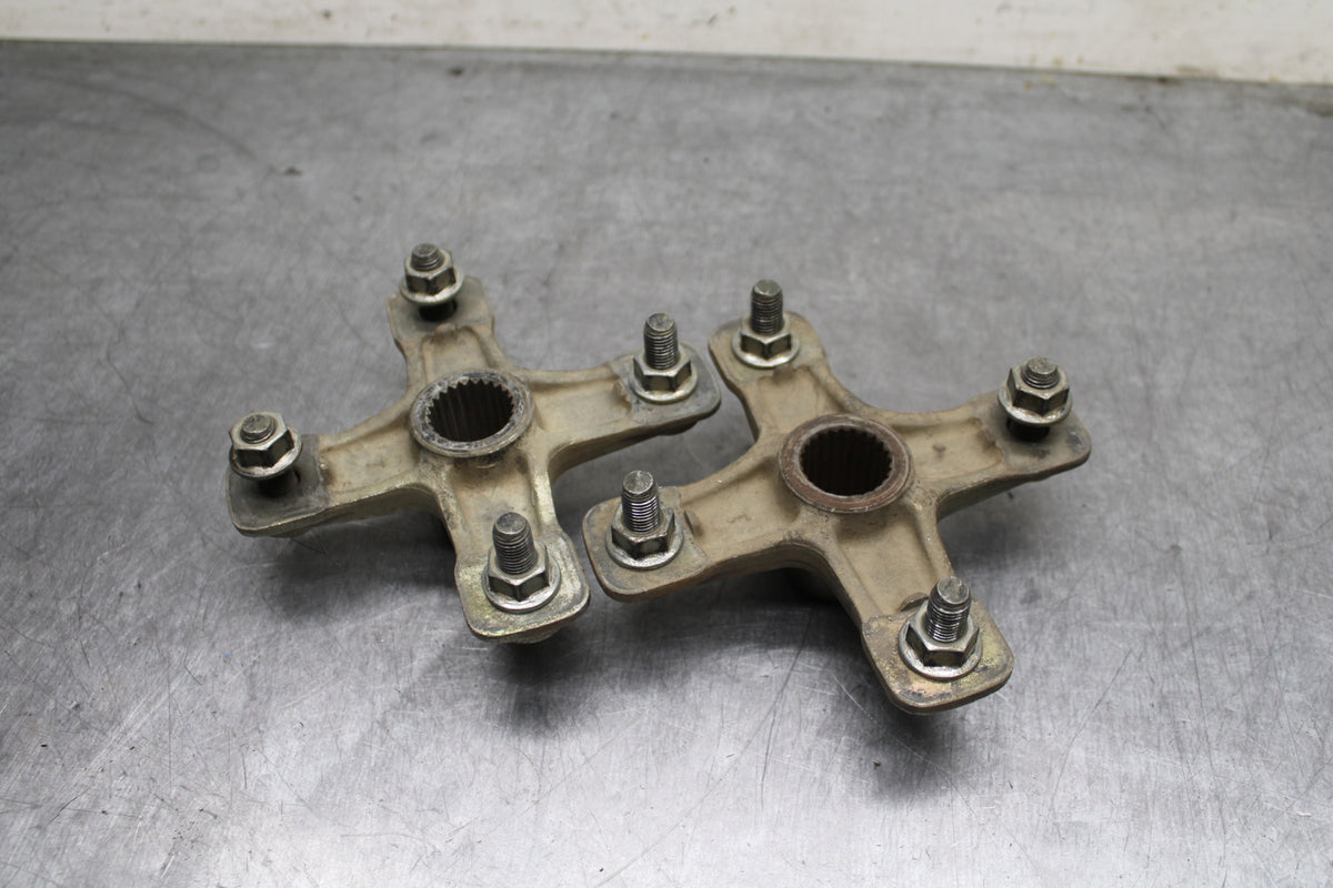02-06 YAMAHA BANSHEE 350 REAR BACK WHEEL RIGHT LEFT HUBS HUB SET BB126