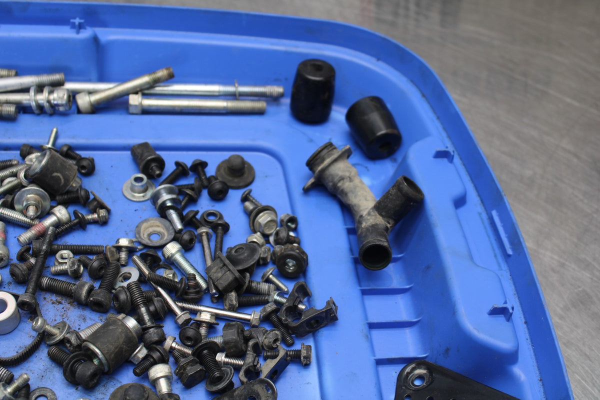 17-22 KTM 390 DUKE ENGINE MOUNTING BOLTS HARDWARE MOTOR SCREWS BB180