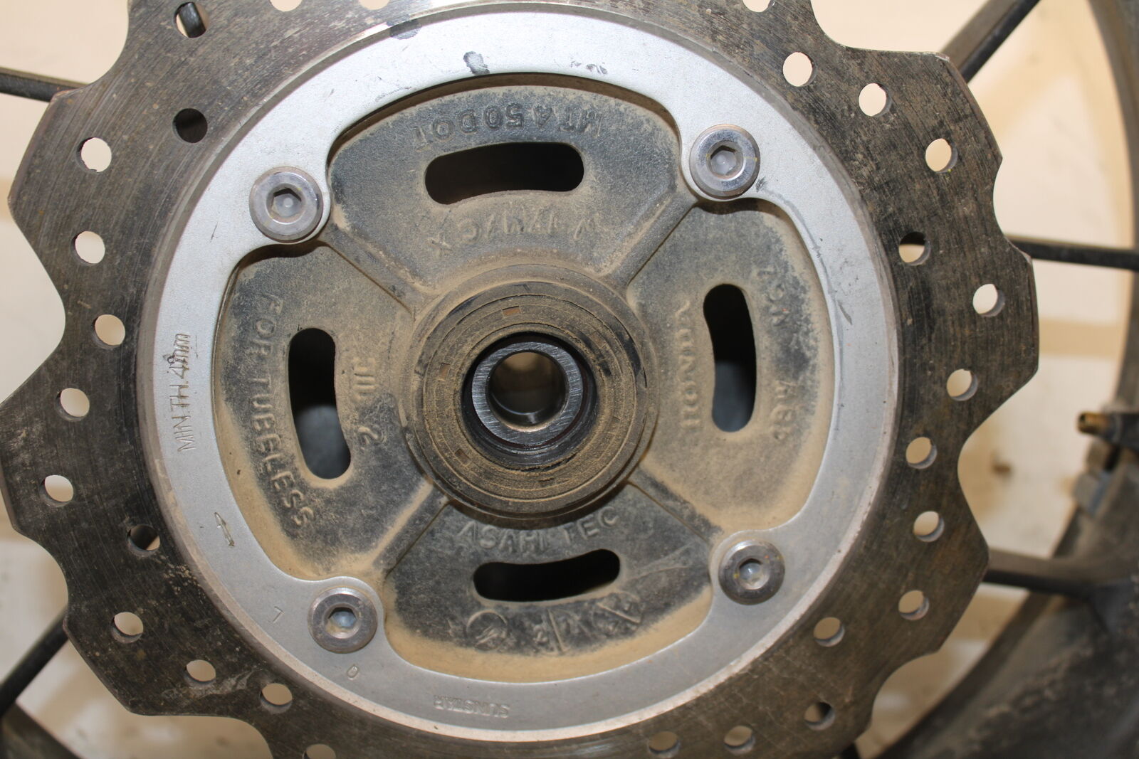 13-15 HONDA CBR500R REAR WHEEL BACK RIM BB704