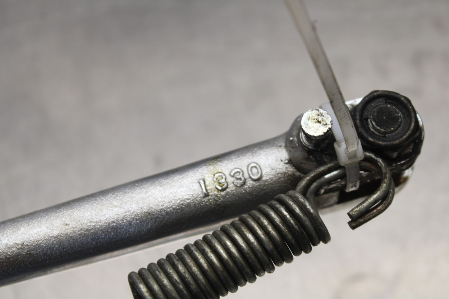 03-08 KAWASAKI VULCAN 1600 KICKSTAND SIDE KICK STAND BB196