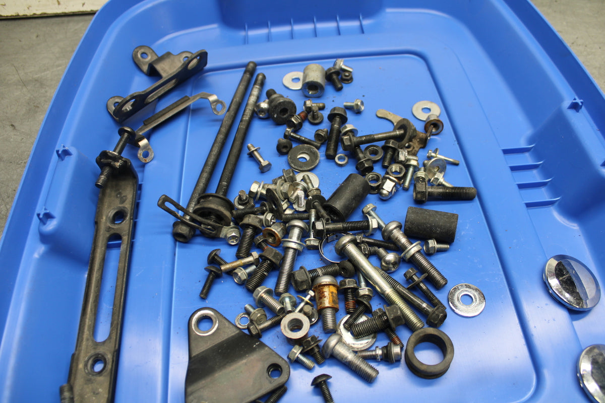 10-13 HONDA SHADOW RS 750 VT750RS MOUNTING BOLTS HARDWARE MOTOR SCREWS BB718