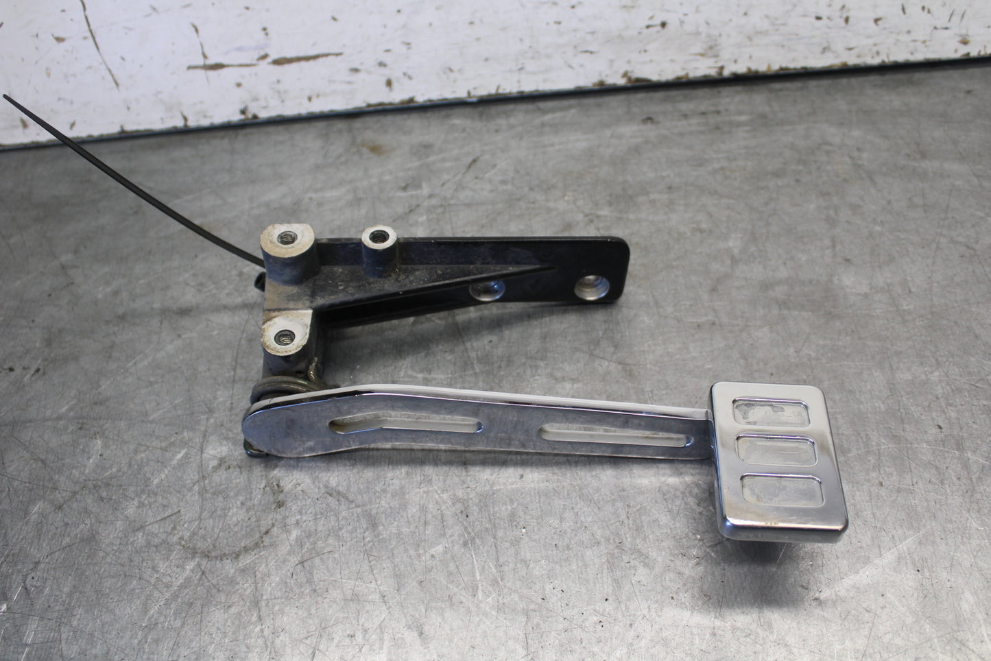 05-06 YAMAHA ROYAL STAR RIGHT REARSET BRAKE FOOT PEDAL BB697