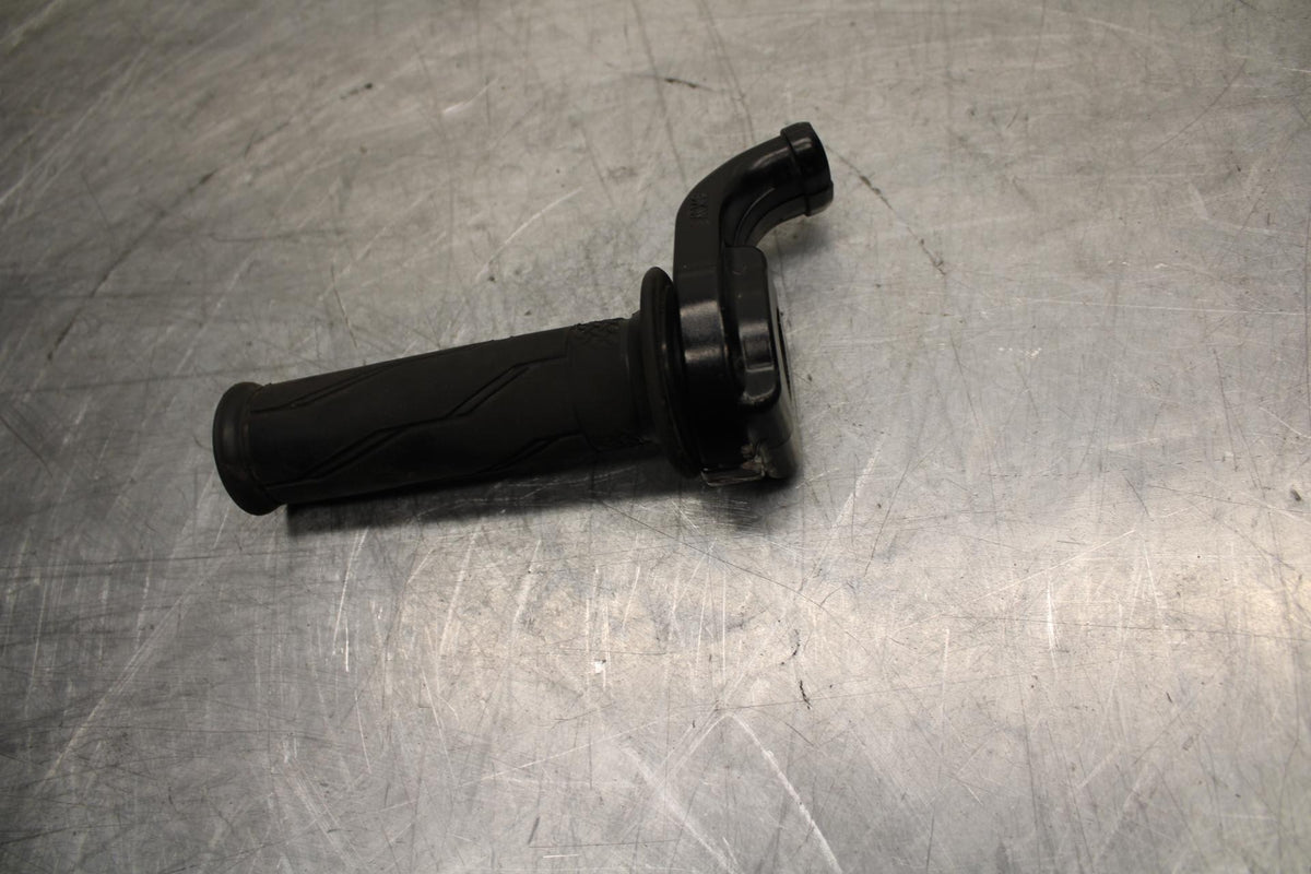 07-08 YAMAHA YZF R1 THROTTLE CABLE LINE HOUSING GUIDE 3XW-26282-01-00 BB483