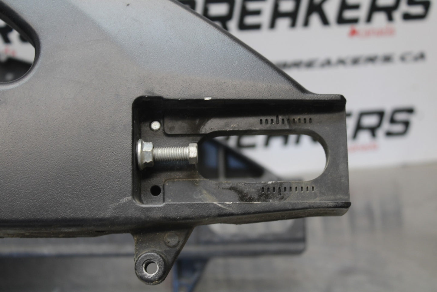 08-10 SUZUKI GSXR 600 REAR SWINGARM BACK SUSPENSION SWING ARM BB202