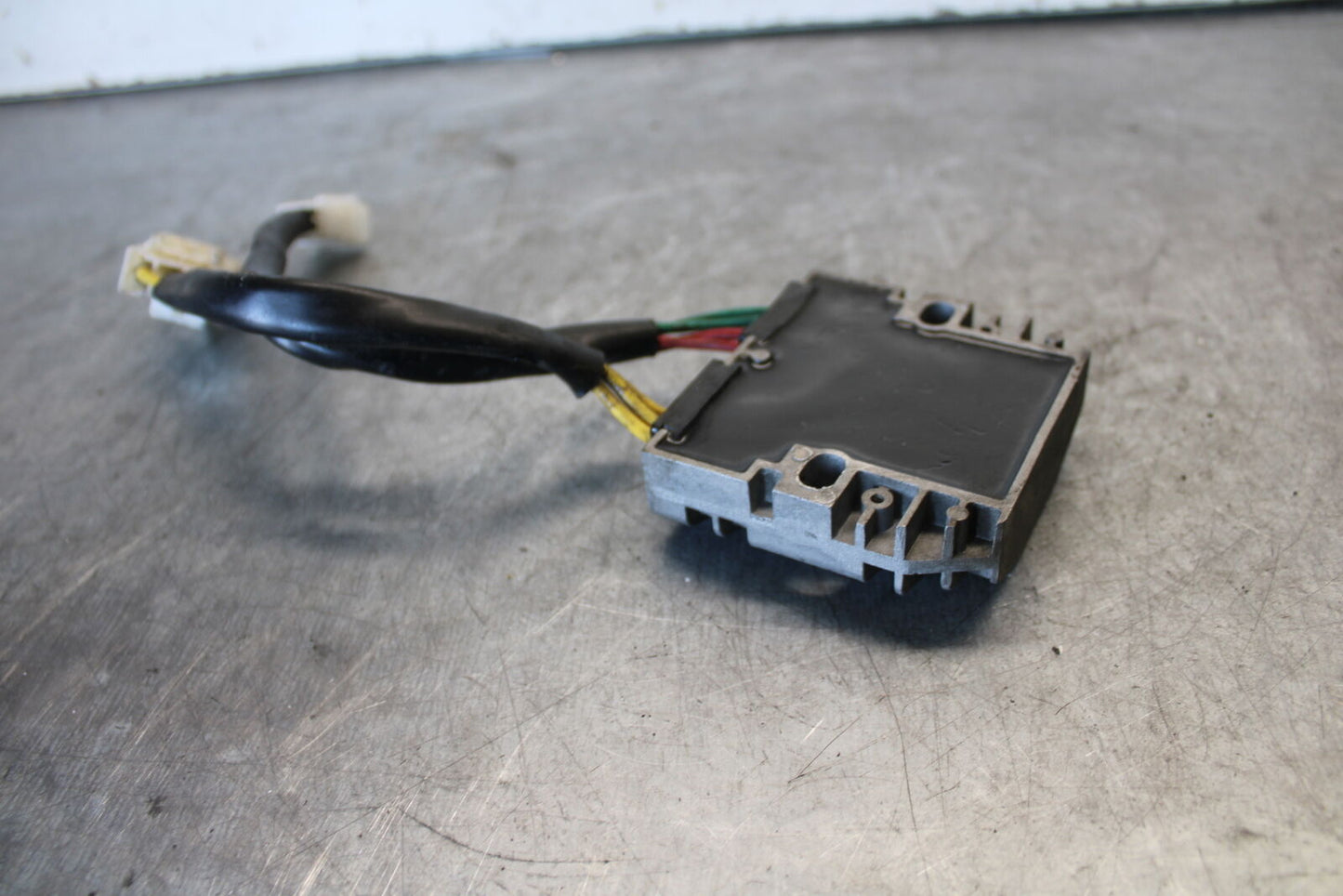 03-04 HONDA CBR600RR RECTIFIER VOLTAGE REGULATOR 31600-MEE-003 BB661