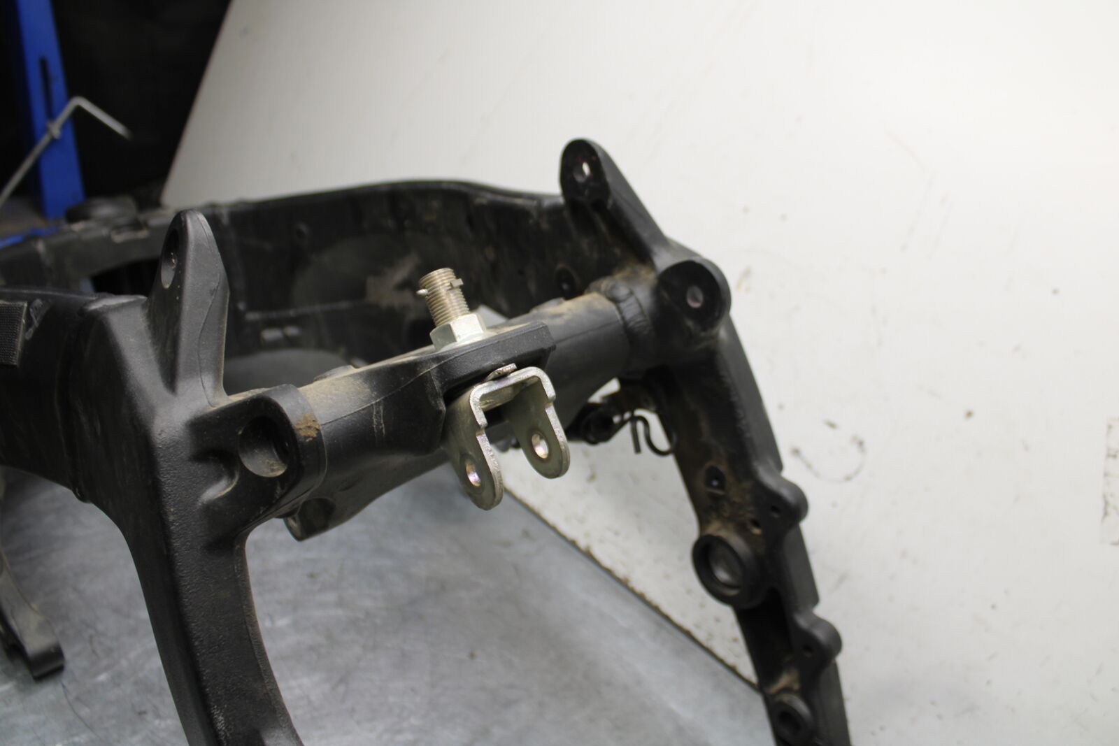 19-20 KAWASAKI NINJA ZX6R RACE OR STUNT FRAME CHASSIS BB338