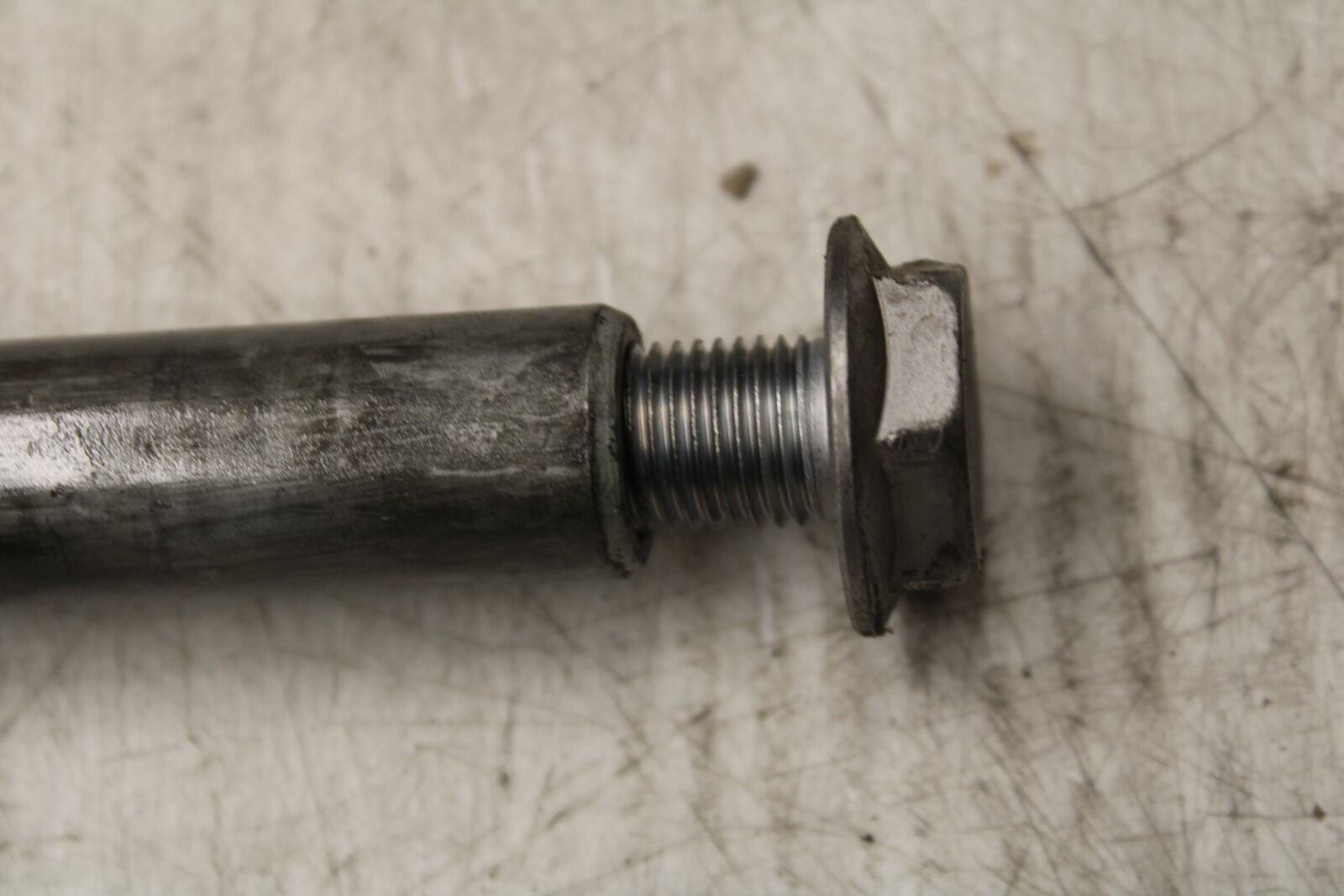 07-12 HONDA CBR600RR FRONT WHEEL RIM AXLE PIVOT BOLT BB309