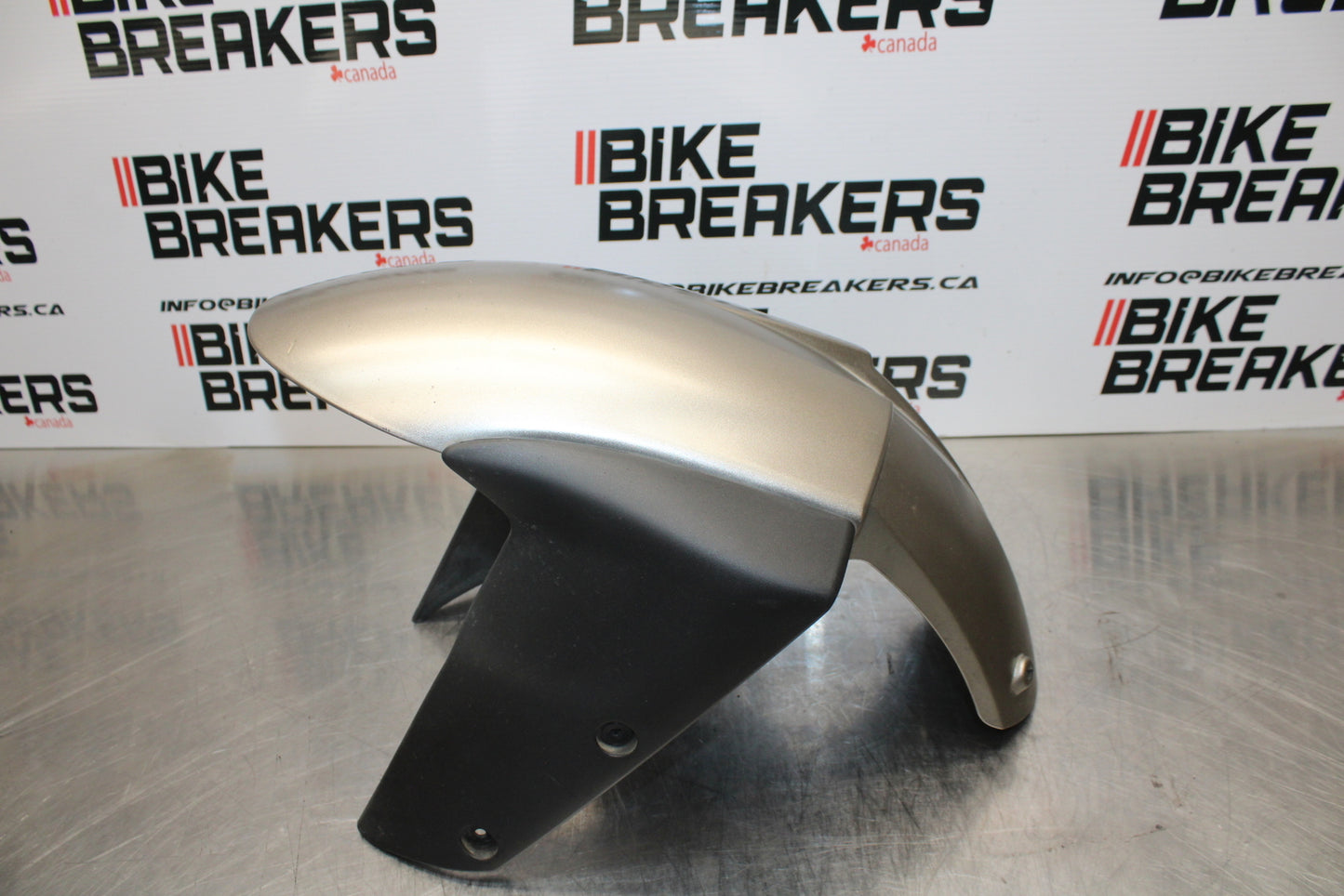 04-05 KAWASAKI NINJA ZX10R FRONT WHEEL FENDER COWL FAIRING BB163