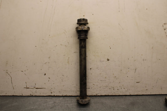 06-07 SUZUKI GSXR750 REAR AXLE BACK WHEEL RIM PIVOT BOLT AXEL 64711-49G10 BB670