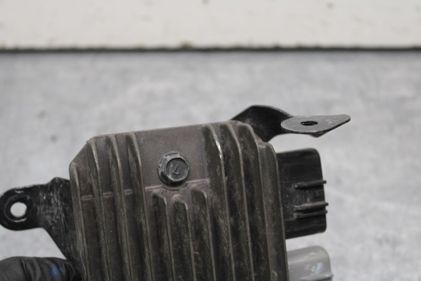 09-12 KAWASAKI NINJA ZX6R RECTIFIER VOLTAGE REGULATOR 21066-0028 BB617