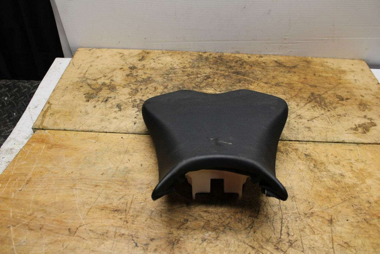13-18 KAWASAKI NINJA ZX6R FRONT DRIVERS SEAT PAD SADDLE PILLION BB349