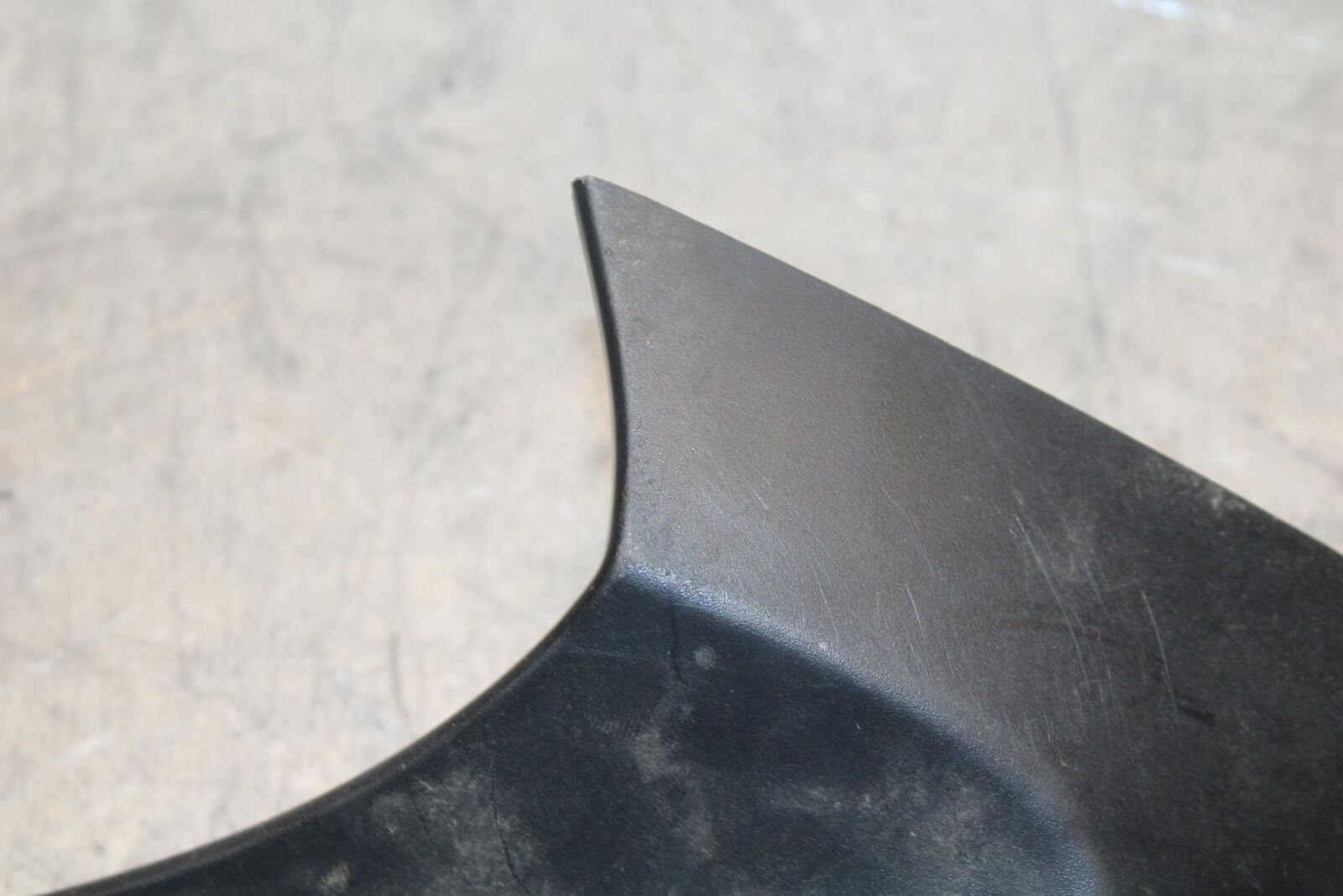 2007 Yamaha YZF R6 LEFT FRONT DUCT COVER PANEL COWL BB80
