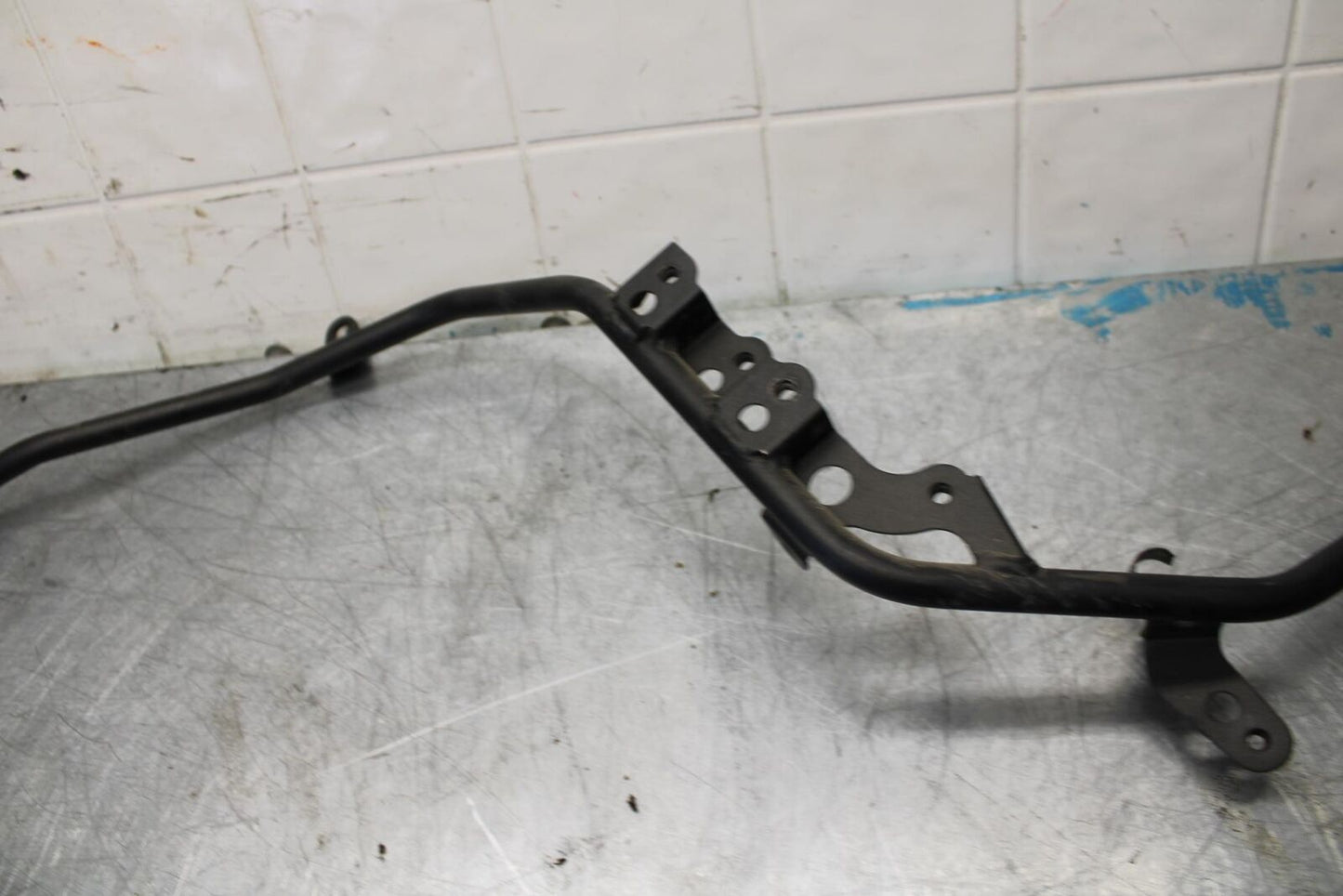 07-08 KAWASAKI CONCOURS 1400 ABS RIGHT FAIRING STAY BRACKET BB449