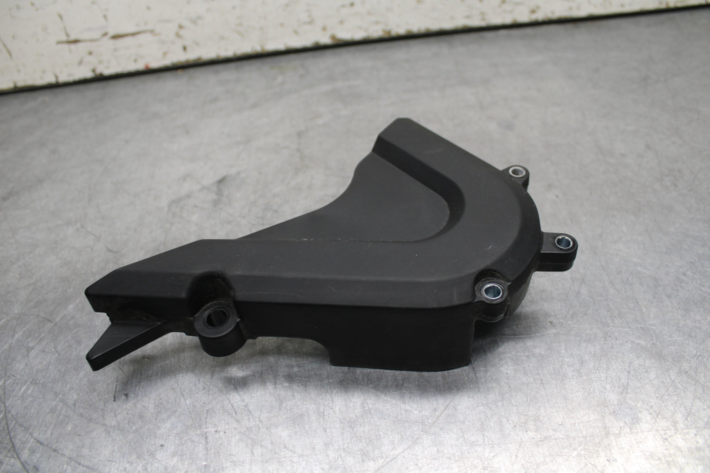 17-24 KTM 390 DUKE ENGINE SPROCKET COVER BB734