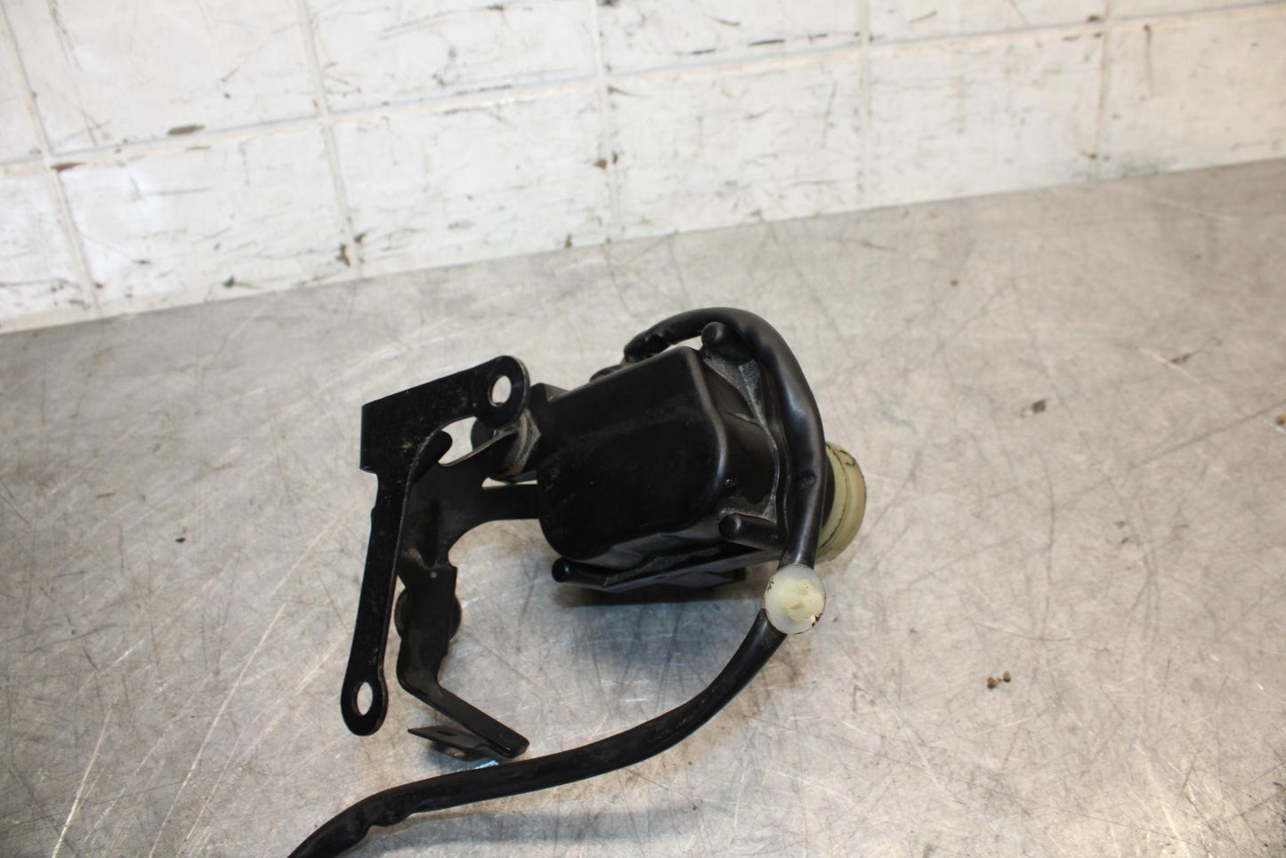2016 Honda CBR1000RR EXHAUST VALVE SERVO MOTOR BB530