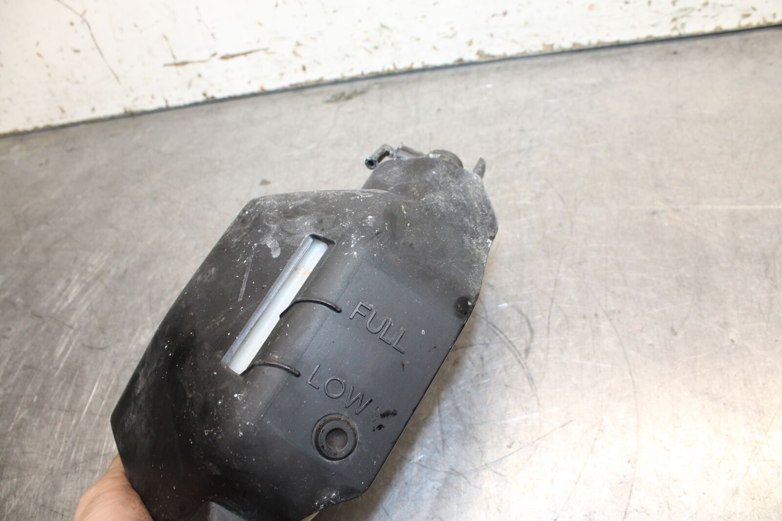 14-17 YAMAHA FZ09 COOLANT WATER TANK RESERVOIR BOTTLE BB111